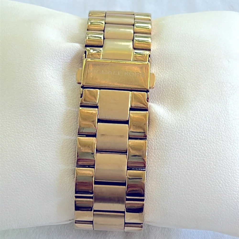 Working! Ladies Michael Kors Slim Runway Minimalist Watch Style #3179